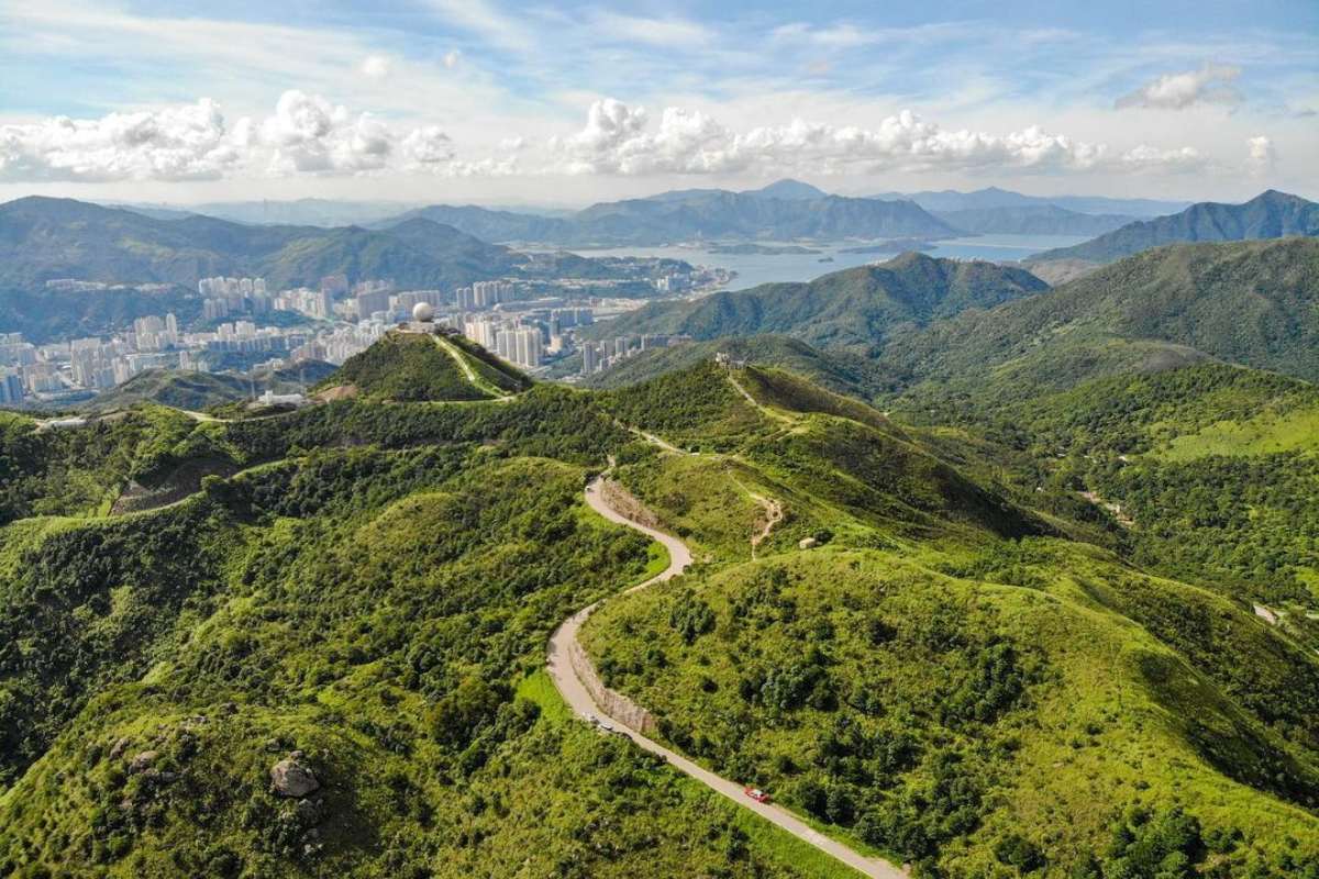 your guide to hiking tate's cairn hong kong