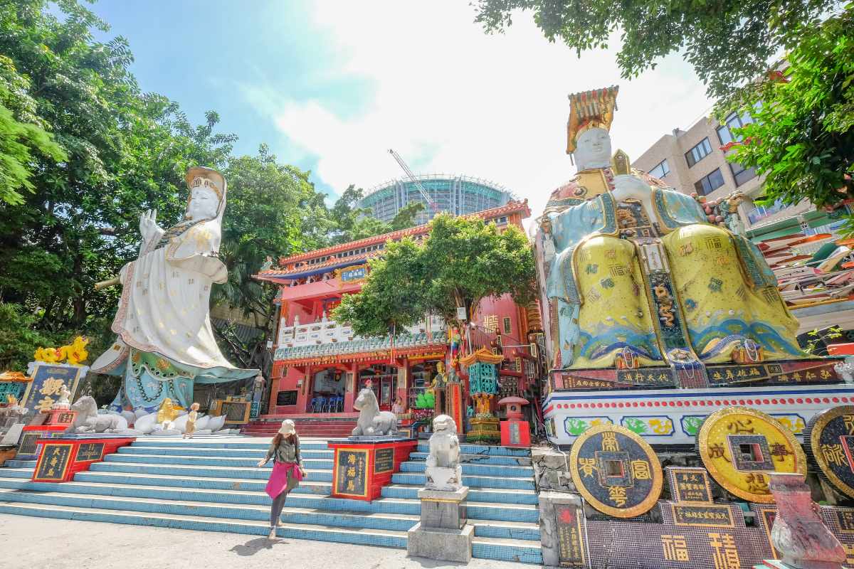 Repulse Bay Temple life saving hong kong