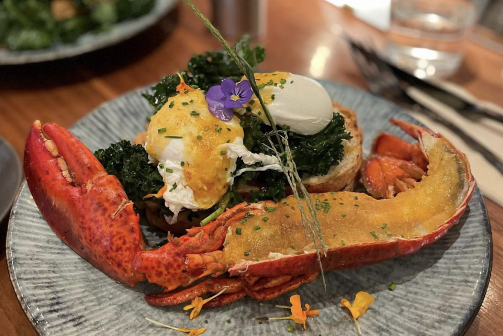 Cantonese Fusion Restaurants NINETYs salted egg lobster benedict