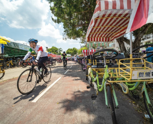 Cycling in Tai Mei Tuk